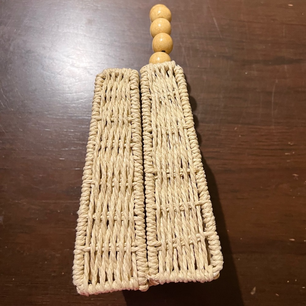 Wicker Purse - Picture 3 of 12